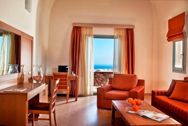 Honeymoon Package Athens & Santorini 9